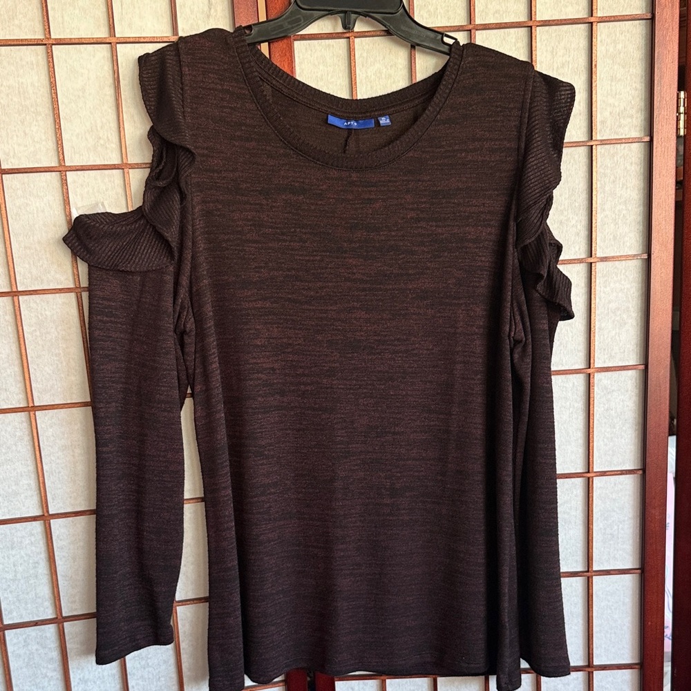 Apt 9 Cold Shoulder Top, size XL